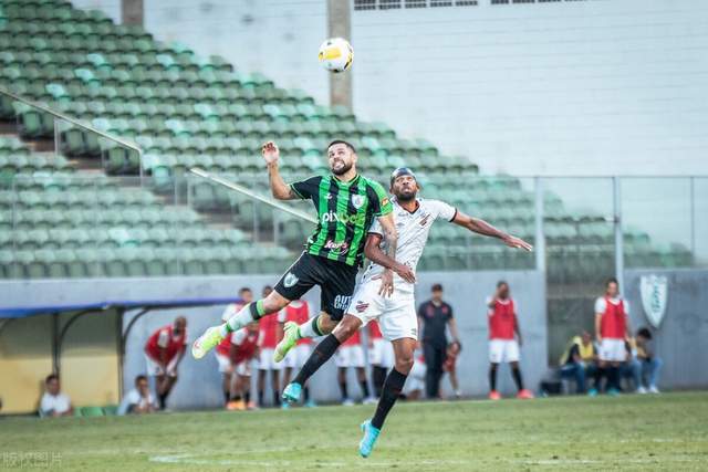 欧冠夺冠赔率：巴萨逼近皇马 黑马维拉跻身前10