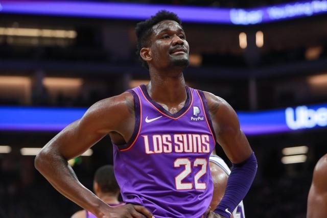 浓眉34+23字母哥29+21+11 湖人险胜雄鹿4连胜