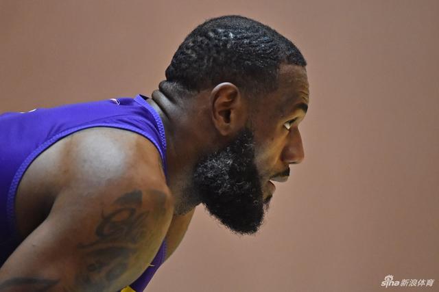 浙江10连胜送四川20连败 上海力克福建4连胜